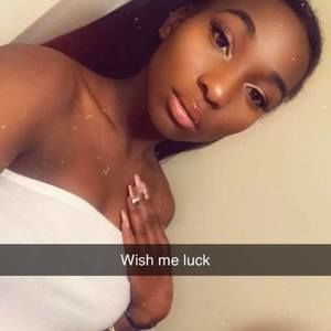 Meet your Posher, Yirlean